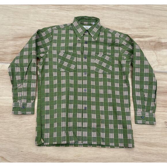 Green Plaid Men's Casual Button Down Shirt - Picture 1 of 7
